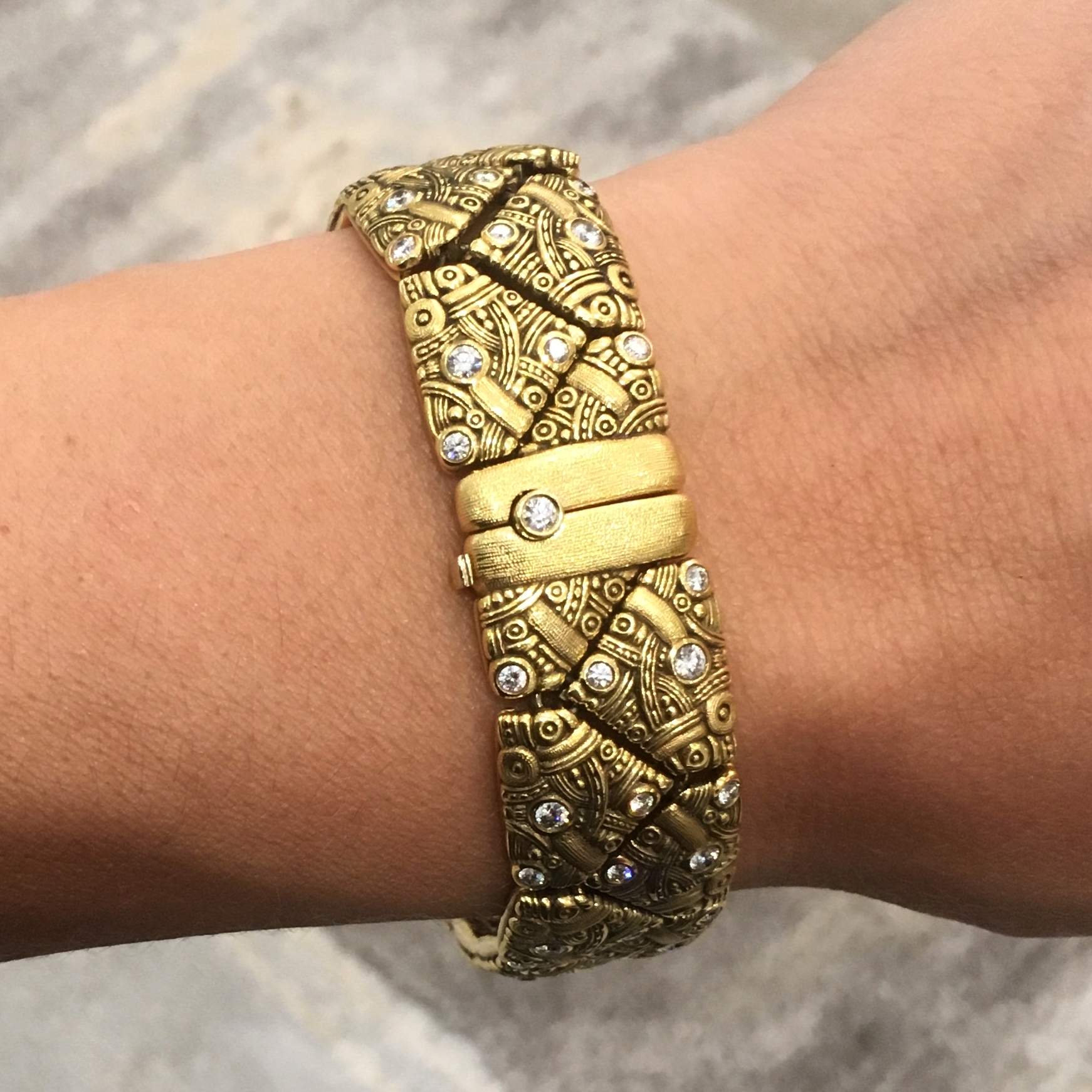 Sabbia Sabbia Fine Jewelry - Arc Bracelet